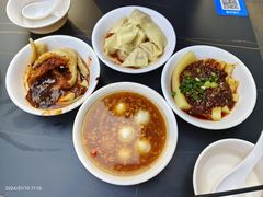 -洞子口张老二凉粉(文殊坊美食街店)