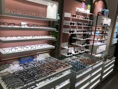 -GOOMI久米眼镜·蔡司·依视路·明月官方授权店(龙德紫金店)