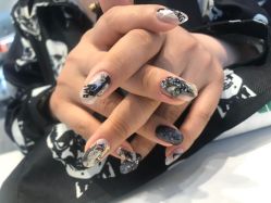 -手牵手美甲