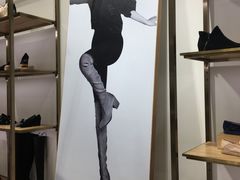 -STUART WEITZMAN(静安嘉里中心店)