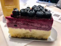 浓情莓意慕斯切片-巴黎贝甜(凯德MALL望京店)