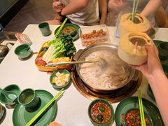 竹笙椰子鸡-润园四季椰子鸡火锅(卓越INTOWN店)