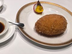 酿焗鲜蟹盖jpg-唐阁(香港朗廷酒店)