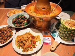 土司铜锅油焖鸡-浩海火燒雲傣家菜(芮欧百货店)