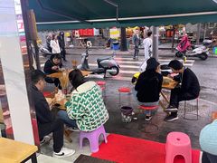 -全家福米线