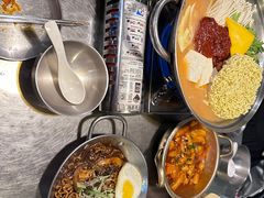 部队火锅-富乐满韩国正宗炸鸡韩国料理(虹泉路店)