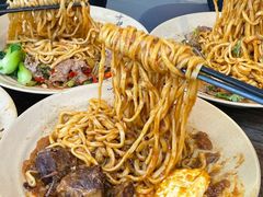 -方铲铲·成都板凳面(滨江银泰店)
