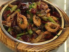 -赶海部落海鲜城(海阳路店)