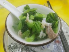 -南沙辉记烧鸡·荔枝木炭火吊烧(旧镇店)