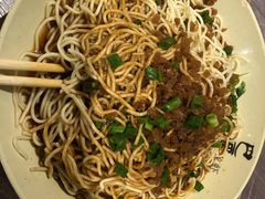 凉面-巴厘龙虾·榜首油焖大虾(音乐学院·沿江酒馆店)