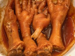 鲍汁凤爪-白天鹅宾馆-宏图府餐厅