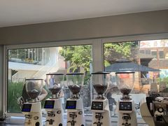 -HUGS coffee(东区店)