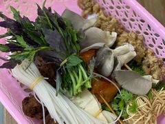 -小四川麻辣烫(九村西路店)