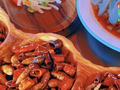 -隔壁老王·家常云南菜(花巷店)