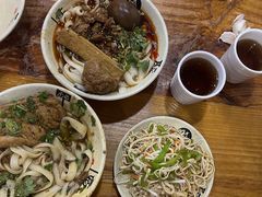 -任记七中刀削面(总店)