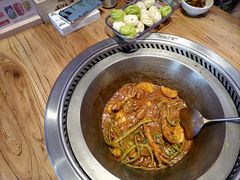 -山河屯铁锅炖·非遗铁锅炖(华强北店)