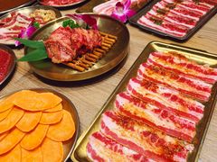 老太太特色肥牛-西塔老太太泥炉烤肉(百子湾店)