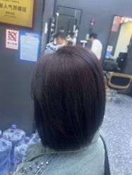 -藤野造型专业烫染接发