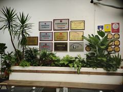 -怡得饭庄·30年老店·宋大妈昆明菜