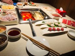 -海底捞火锅鲜切牛肉主题店(长寿路店)