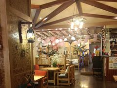 -月亮眼花园餐厅书吧酒吧