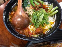 辣子鸡米线-麒麟风烤牛肉·云南烧烤小排档(丹凤街店)