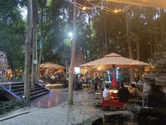 -二荆条·蜀鲜汇城市森林火锅