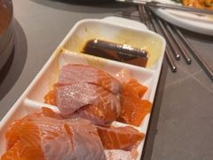 -黑金·寻焰自助百汇·烤肉·火锅(中街店)