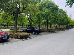 -金匮公园-南入口停车场