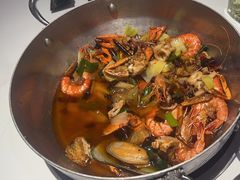 -七欣天香辣蟹火锅(闵行浦江欢乐颂店)