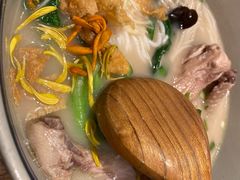 -刀小蛮半只鸡过桥米线(家乐福四元桥店)
