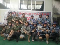 -亲兄弟真人CS团建拓展基地