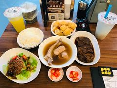 肉骨茶-海南宝(星耀樟宜店)