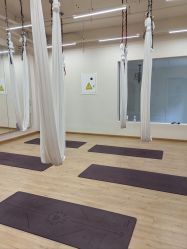 -伽玥瑜伽·普拉提馆