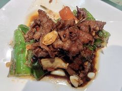 虎皮尖椒焖牛肉-上下九广州菜馆(锦业路店)