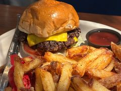 -MAGPIE喜鹊派餐厅(华侨城店)