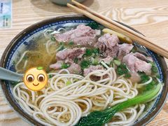 蹄膀汤-秦记面馆(襄阳南路店)