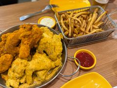 -BHC炸鸡(明洞总店)