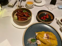 香茅草乳鸽-广州富力丽思卡尔顿酒店·丽轩·粤菜