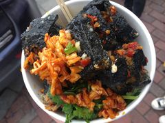 -黑色经典臭豆腐·湖南特产(坡子街店)