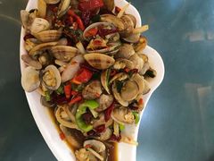 -覃记海鲜美食餐厅