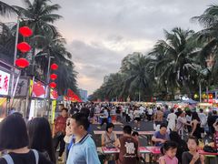 -海大南门夜市(海富街店)