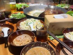 -壹兆圆重庆火锅手工炒底料(长白格林玫瑰湾店)