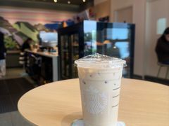 -星巴克臻选(广州高德置地秋广场店)