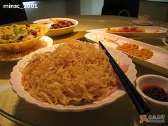 姜葱粗面-成丰酒家
