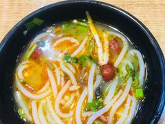 -螺小胖柳州螺蛳粉(钟楼总店)