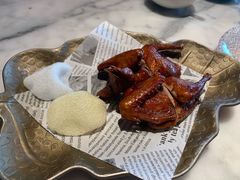 蝴蝶里招牌乳鸽-蝴蝶里·粤菜·点心(龙湖天街&滨江店)