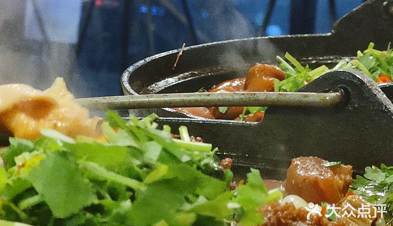 『每碗』吃肉 喝酒 来碗面