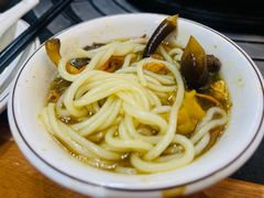 -阿山卓·野生菌火锅·纳西火塘烤肉