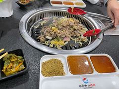 东北酸菜-杨记齐齐哈尔烤肉(总店)